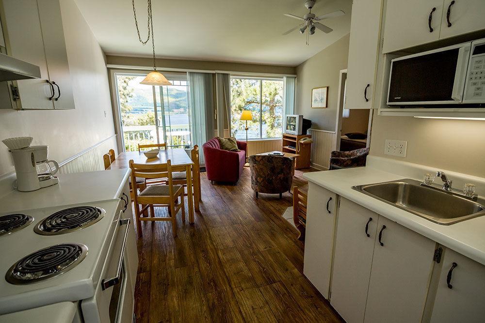 Chalets Condos Sur Le Fjord LʼAnse-Saint-Jean Eksteriør bilde
